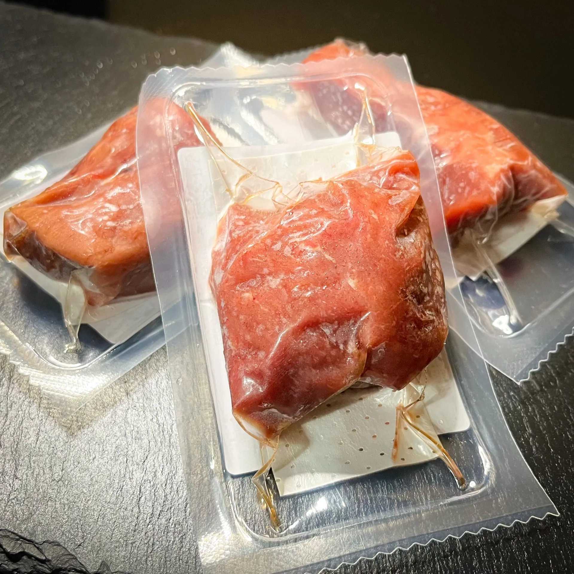 赤身刺し
